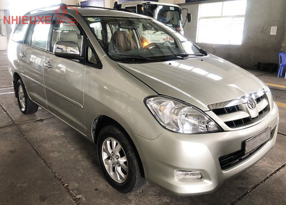 Cách nhận biết các đời xe Innova